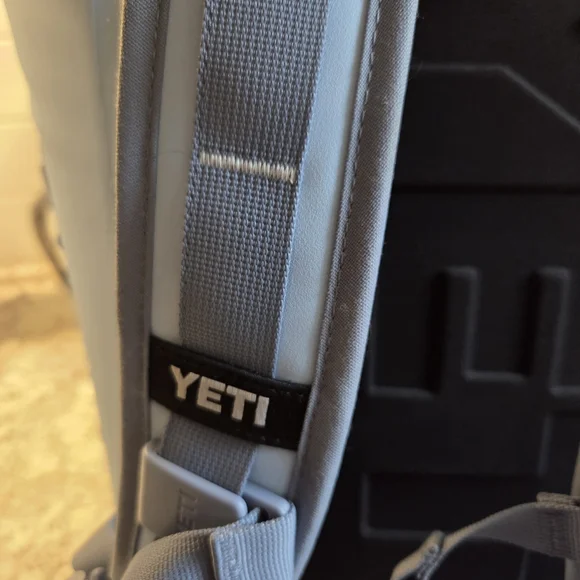 YETI Hopper M12 Backpack Cooler In Light Blue - Picture 7 of 13